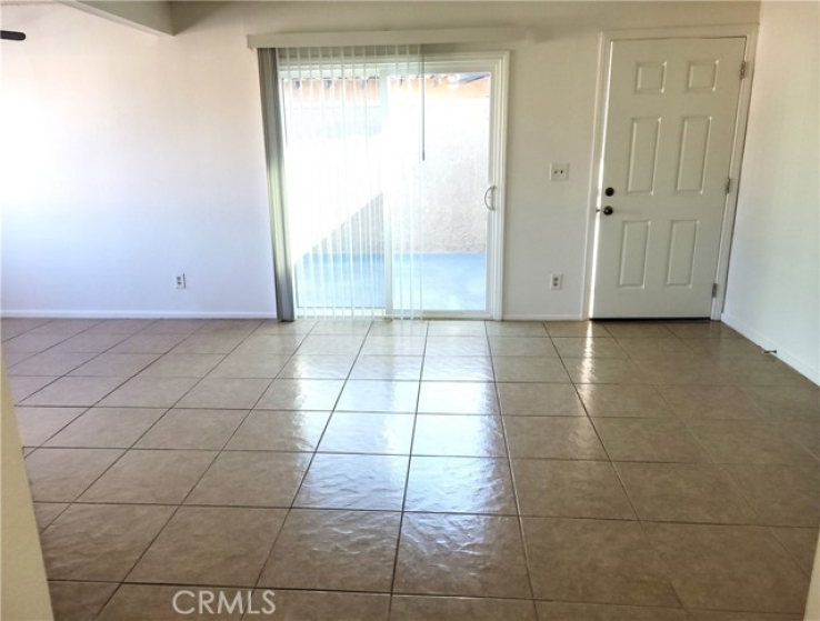 1 Bed Home to Rent in Huntington Beach, California