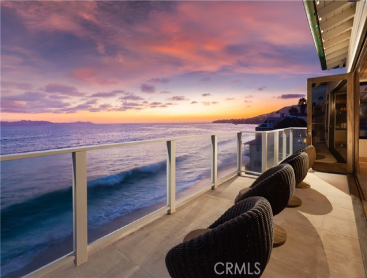 2 Bed Home to Rent in Laguna Beach, California