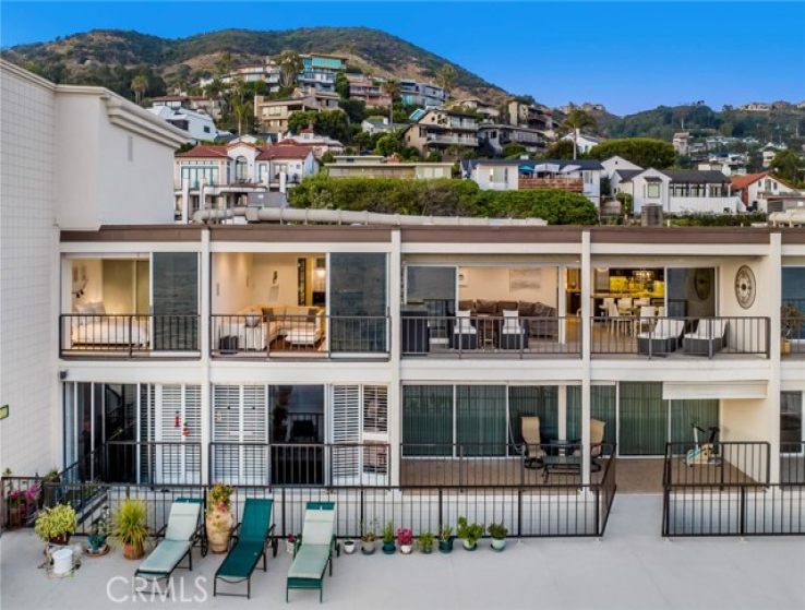 4 Bed Home for Sale in Laguna Beach, California