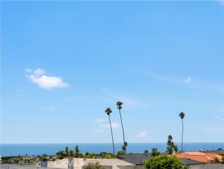 4 Bed Home for Sale in Corona del Mar, California