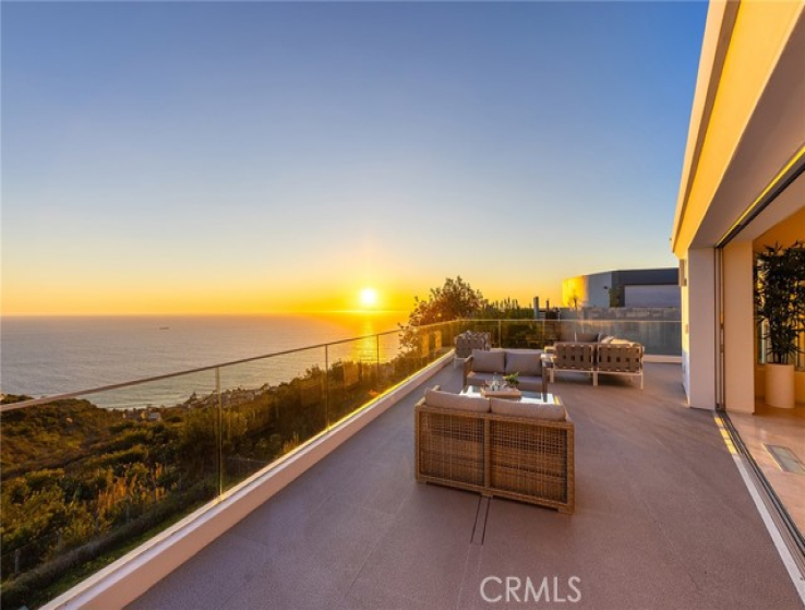 4 Bed Home for Sale in Laguna Beach, California