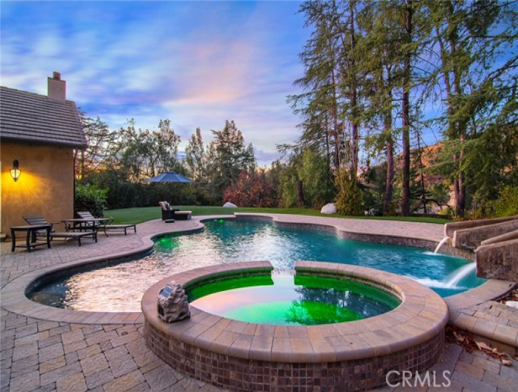 7 Bed Home for Sale in Agoura Hills, California