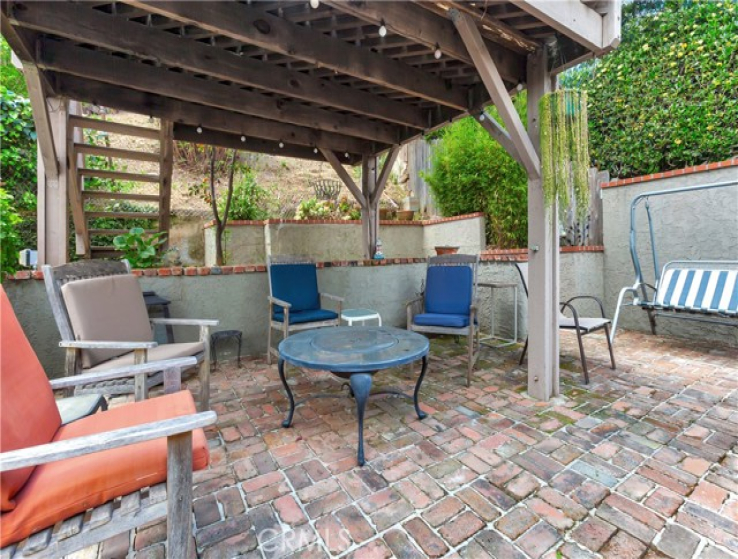 2 Bed Home for Sale in South Pasadena, California