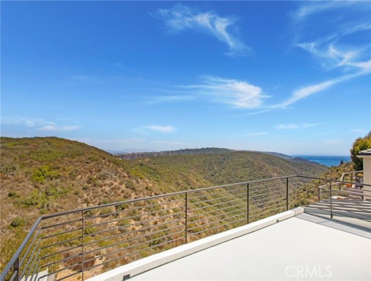 4 Bed Home for Sale in Laguna Beach, California