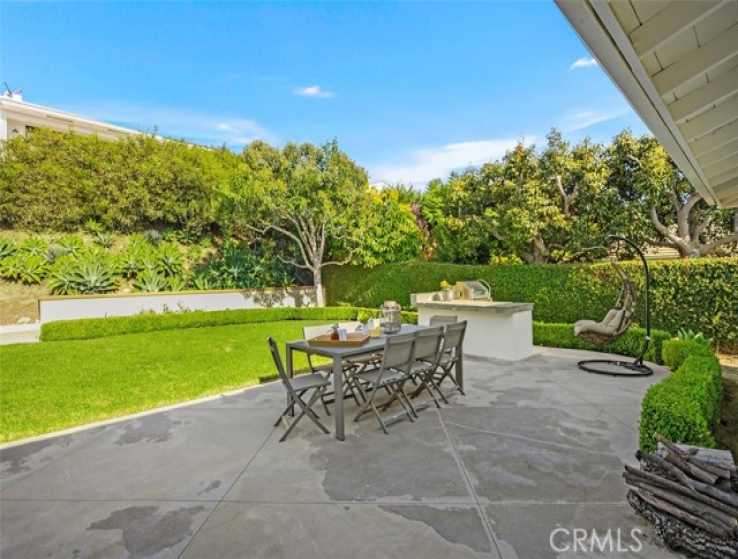 3 Bed Home for Sale in Corona del Mar, California