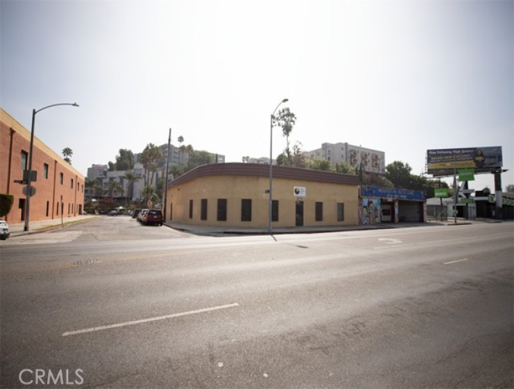  Commercial for Sale in Los Angeles, California