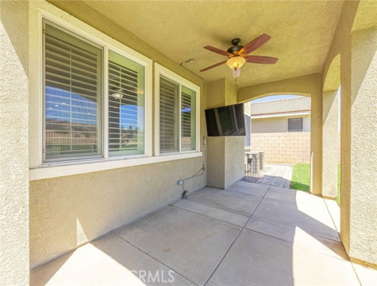 5 Bed Home to Rent in Palmdale, California