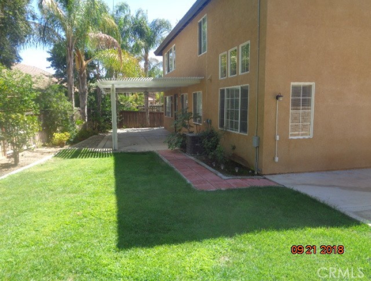 5 Bed Home to Rent in Murrieta, California