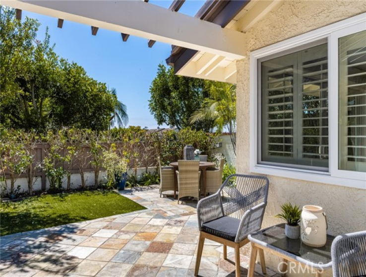 2 Bed Home for Sale in Corona del Mar, California