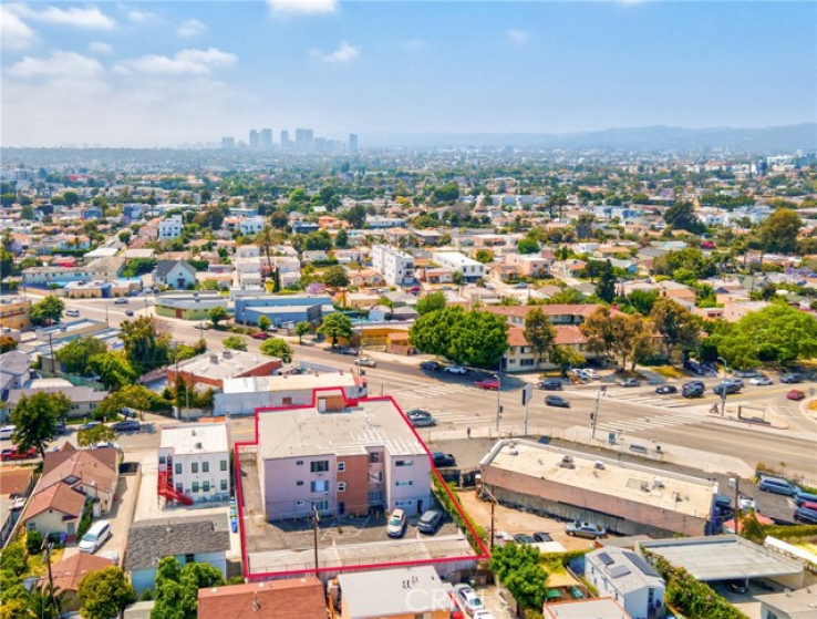  Income Home for Sale in Los Angeles, California