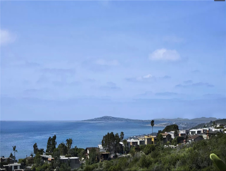 4 Bed Home for Sale in Laguna Beach, California