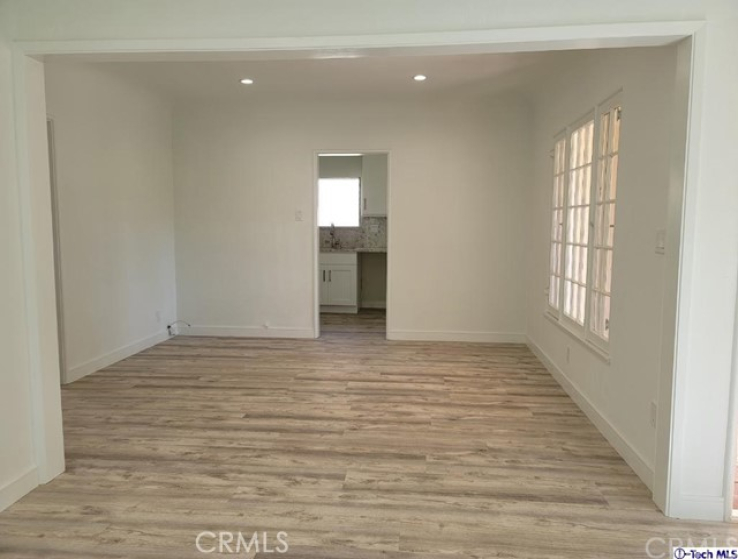 2 Bed Home to Rent in Glendale, California