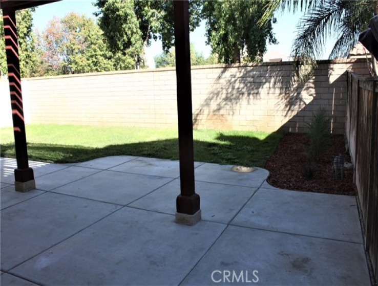 4 Bed Home to Rent in Perris, California