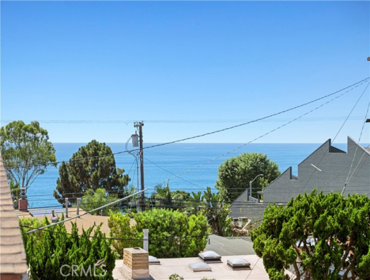 4 Bed Home for Sale in Laguna Beach, California