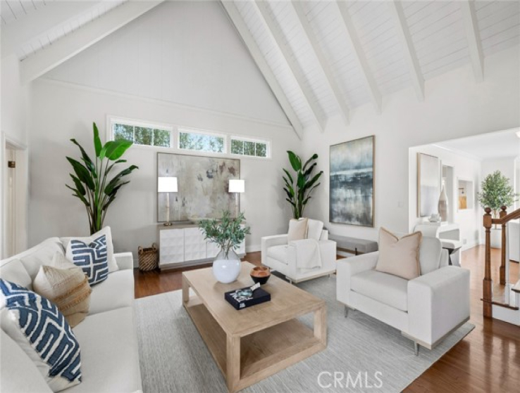 4 Bed Home for Sale in Corona del Mar, California