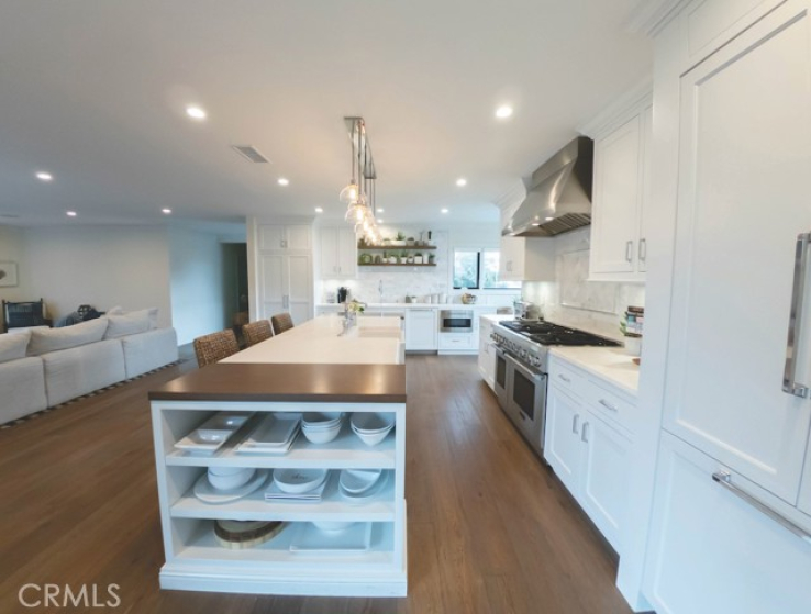 3 Bed Home for Sale in Corona del Mar, California