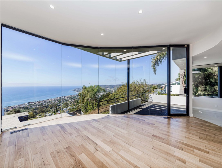 4 Bed Home for Sale in Laguna Beach, California