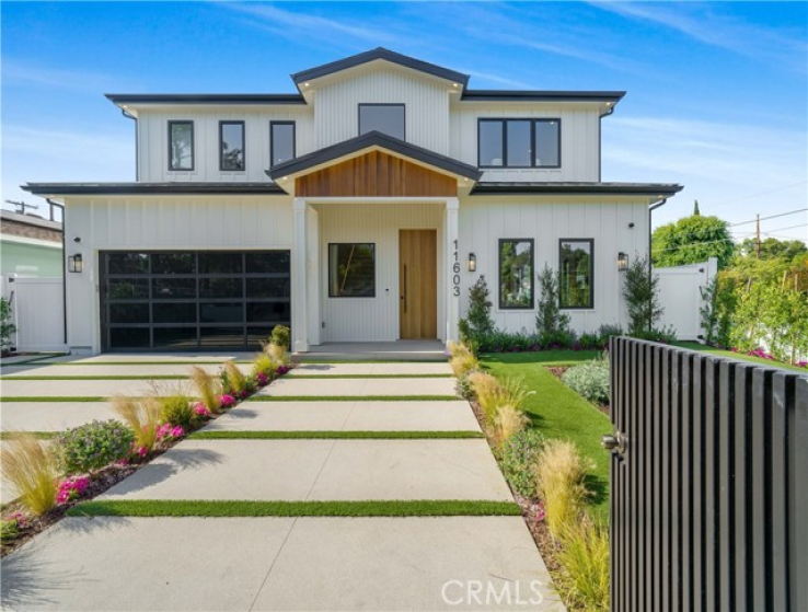 5 Bed Home for Sale in Valley Village, California