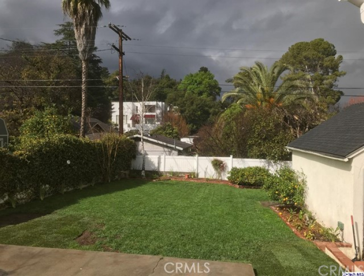 3 Bed Home to Rent in Glendale, California