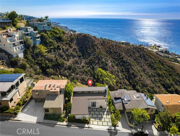 3 Bed Home for Sale in Laguna Beach, California