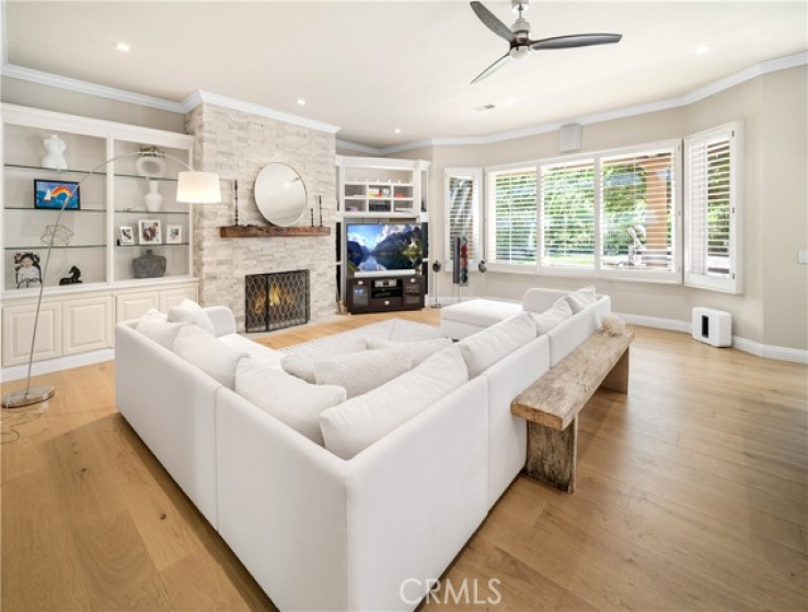 6 Bed Home for Sale in Calabasas, California