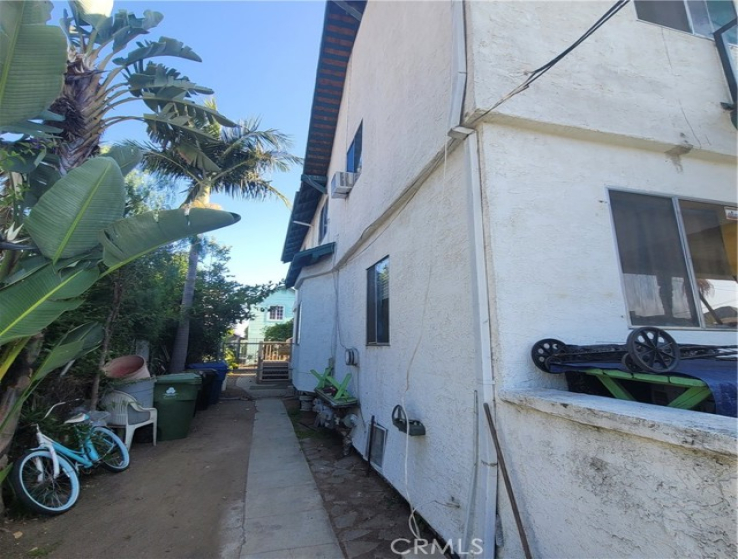  Income Home for Sale in Los Angeles, California