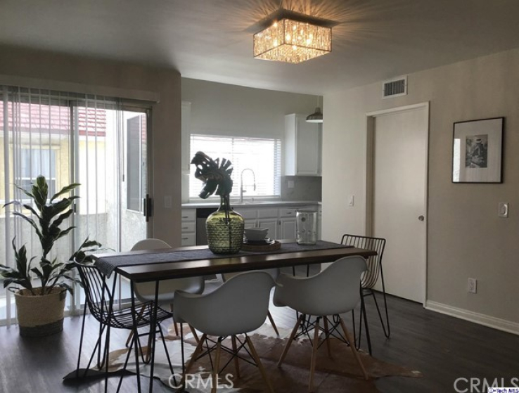 2 Bed Home to Rent in Los Angeles, California