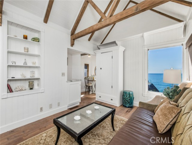 6 Bed Home for Sale in Laguna Beach, California