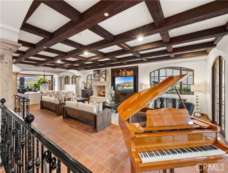 7 Bed Home for Sale in Corona del Mar, California