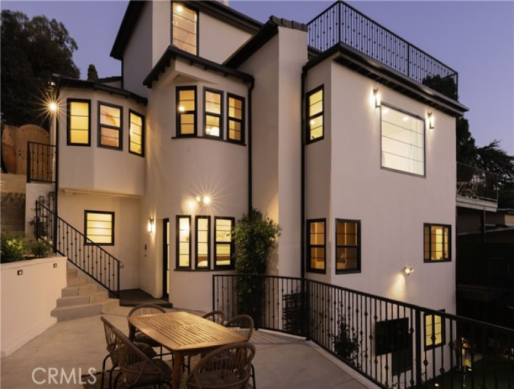 4 Bed Home for Sale in Los Angeles, California