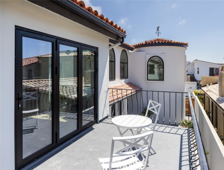 3 Bed Home for Sale in Newport Beach, California