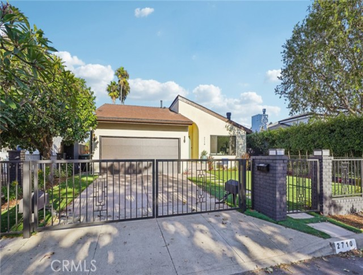 3 Bed Home for Sale in Los Angeles, California