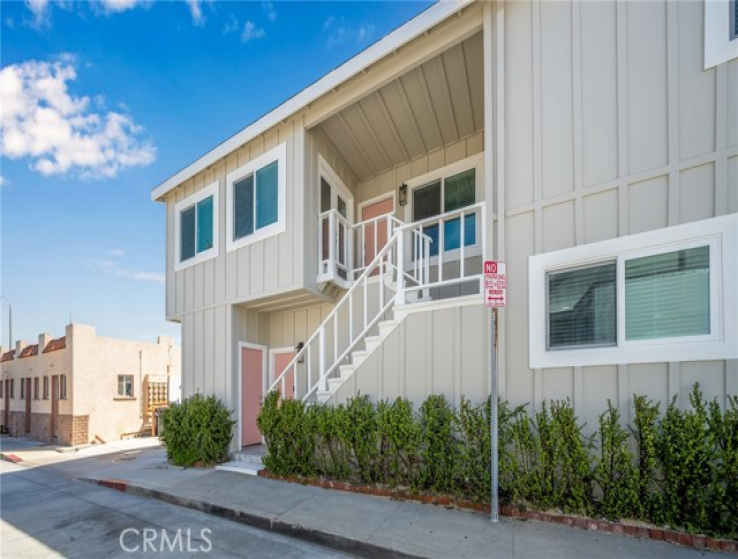  Income Home for Sale in Newport Beach, California