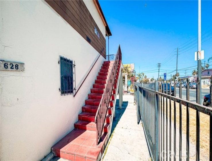  Income Home for Sale in Los Angeles, California