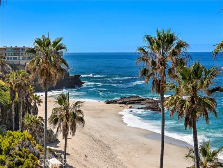 2 Bed Home for Sale in Laguna Beach, California