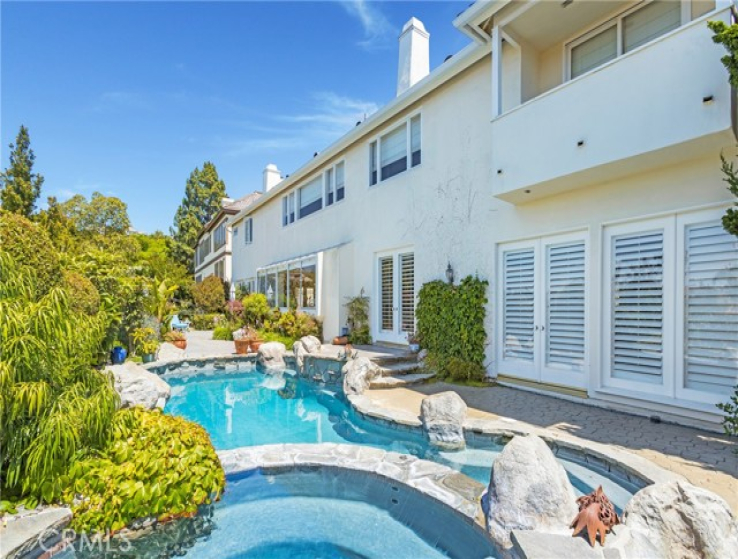 4 Bed Home for Sale in Newport Beach, California