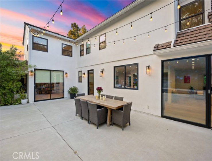 4 Bed Home for Sale in Los Angeles, California