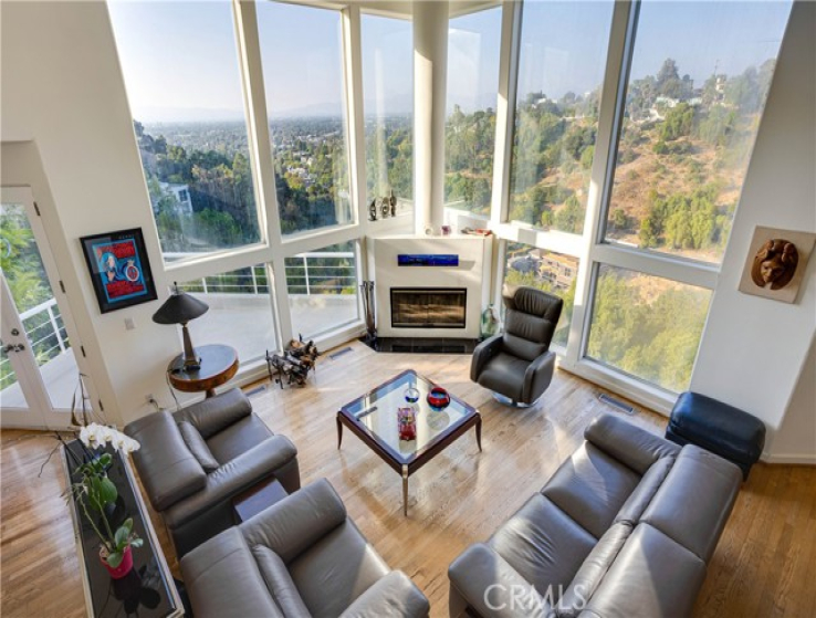 4 Bed Home for Sale in Studio City, California