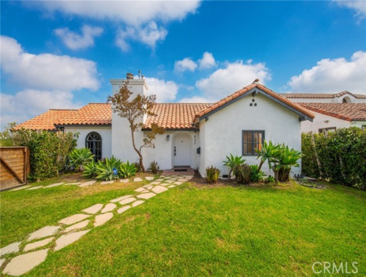 3 Bed Home for Sale in Los Angeles, California