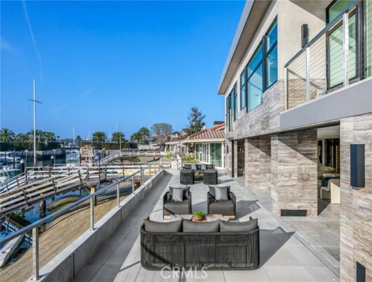 4 Bed Home for Sale in Newport Beach, California