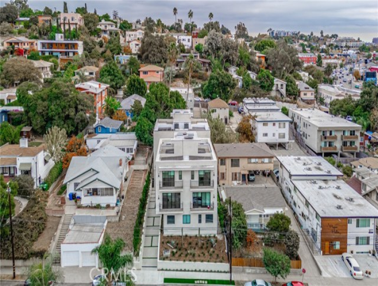 4 Bed Home to Rent in Echo Park, California