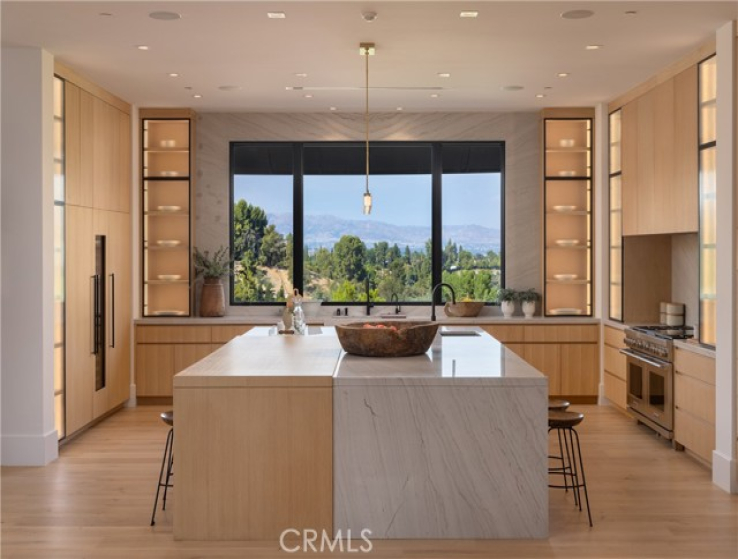 6 Bed Home for Sale in Hidden Hills, California