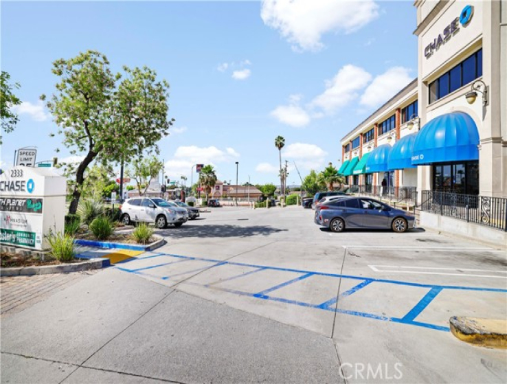  Commercial for Sale in Altadena, California