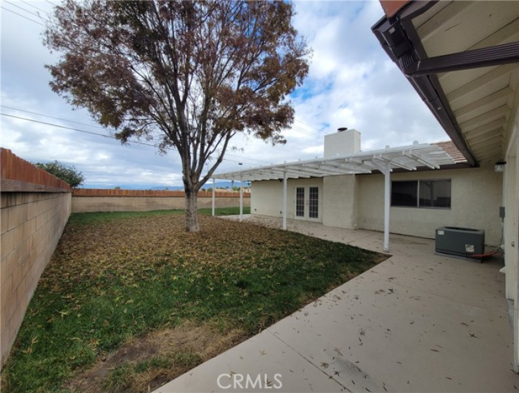 4 Bed Home to Rent in Hemet, California