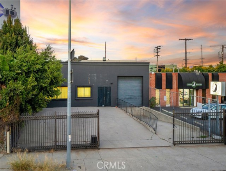  Commercial for Sale in Los Angeles, California