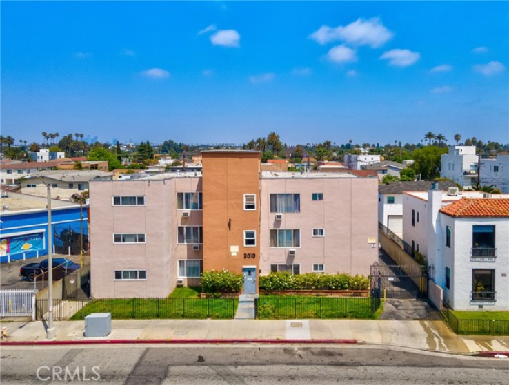  Income Home for Sale in Los Angeles, California