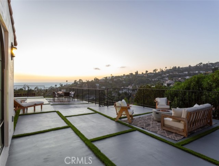 4 Bed Home for Sale in Laguna Beach, California