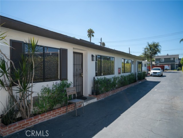  Income Home for Sale in Costa Mesa, California