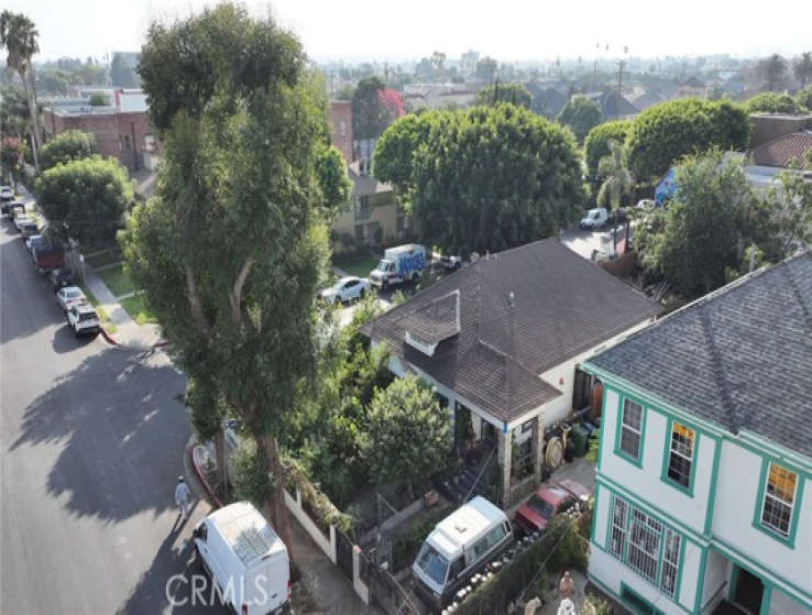 4 Bed Home for Sale in Los Angeles, California