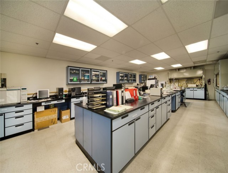  Commercial for Sale in Costa Mesa, California